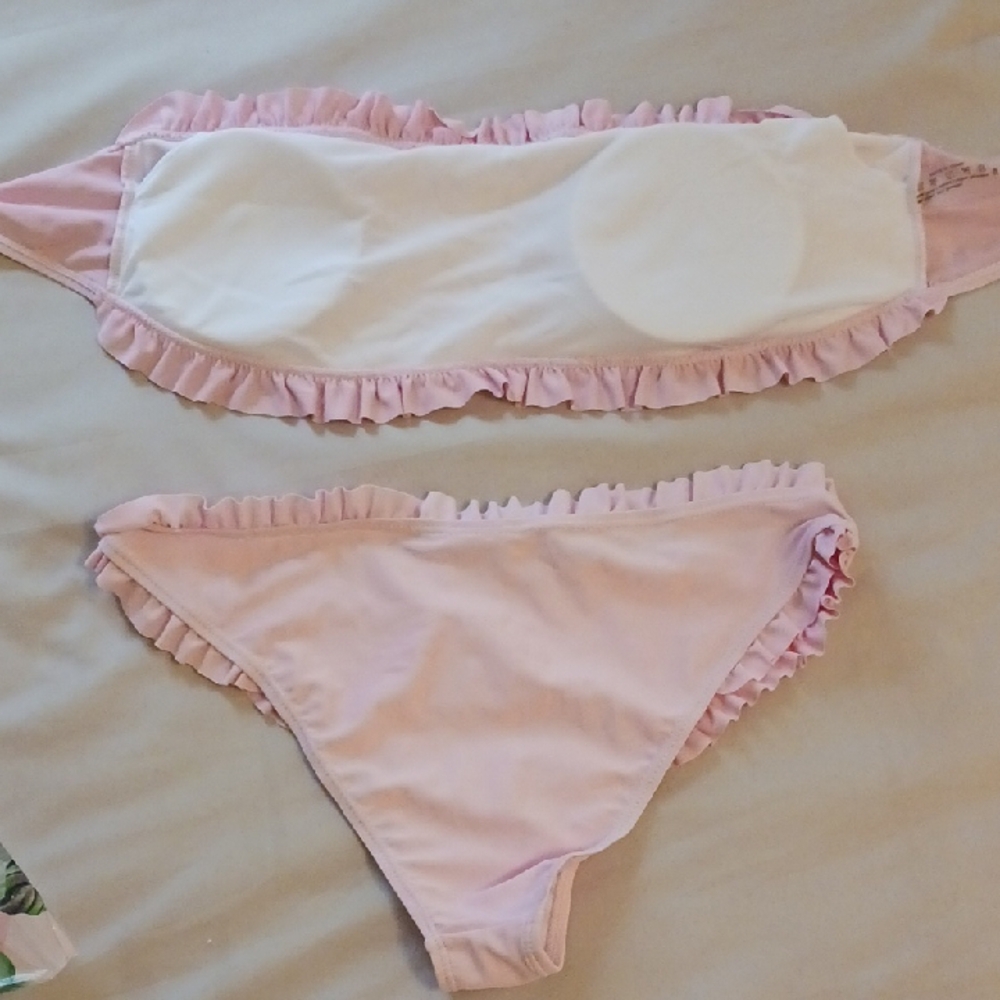 Chic Light Pink Ruffled Swimwear - Picture 2 of 5
